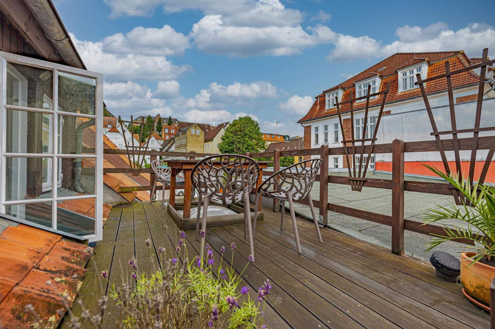 Fewo1846 - Kaete-Lassen-Huus - Uriges Haeuschen Auf 3 Ebenen Mit Dachterrasse Am Hafen Flensburgo Exterior foto